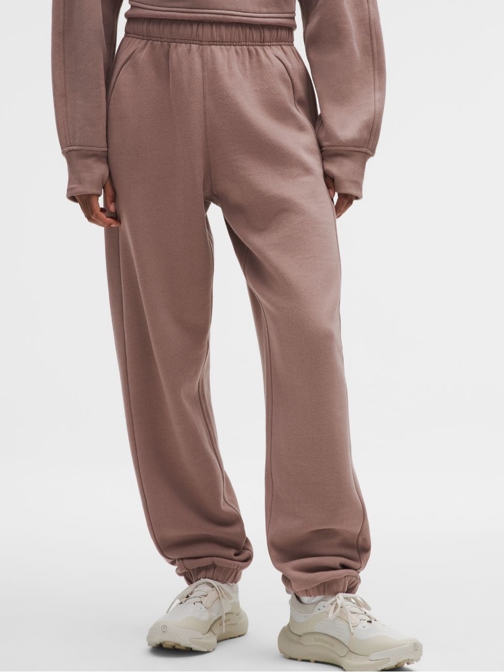 Lululemon Scuba Mid-Rise Jogger in Ashen Rose